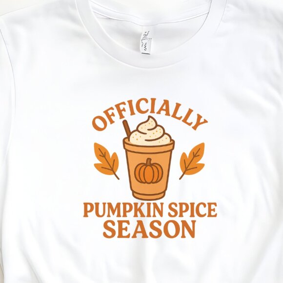 Pumpkin Spice Season Unisex Softstyle Shirt - Autumn & Halloween Vibes - Picture 1 of 2